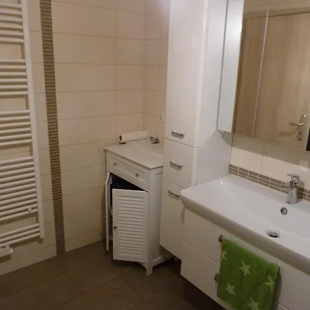 Haus Bergblick 1 Apartamento Utzmemmingen